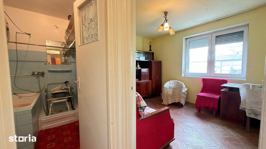Apartament cu 2 camere semidecomandat în Central