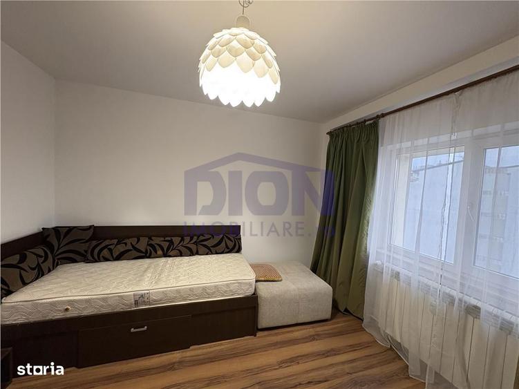 Apartament cu 3 camere decomandat în Unirii