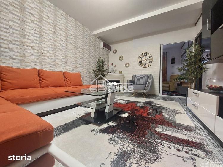 Casă cu 4 camere cu Teren 185 Mp în Ulmi