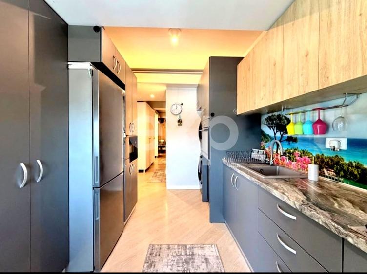 Apartament cu 3 camere decomandat, mobilat în Voluntari