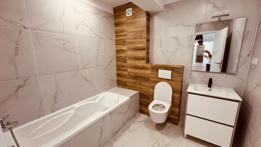 Apartament cu 3 camere decomandat în Griviței