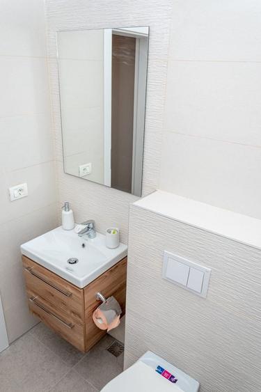 Apartament cu 3 camere, mobilat în Sinaia
