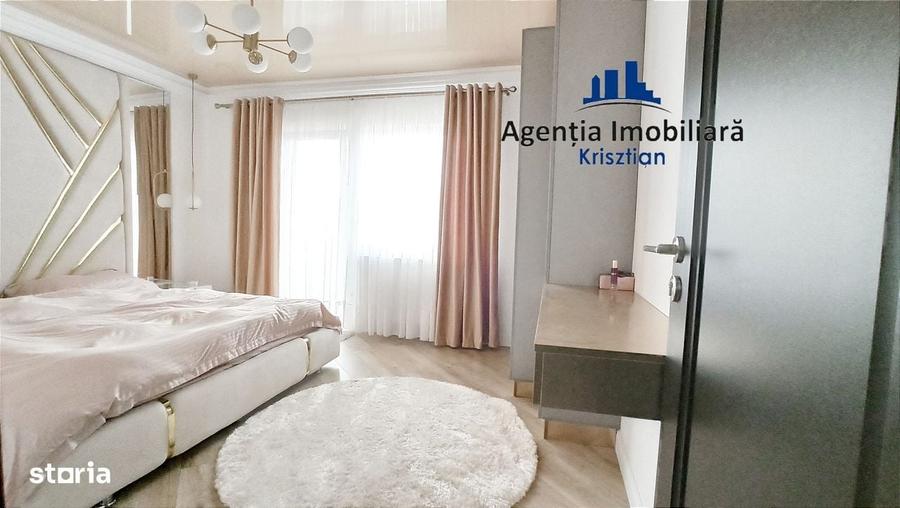 Apartament cu 3 camere decomandat în Central