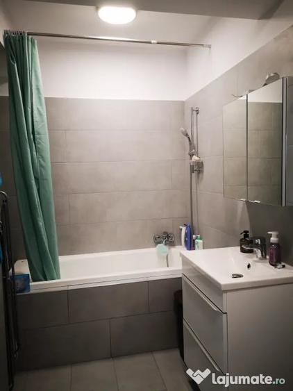 Apartament cu 2 camere decomandat în Sud