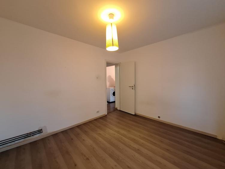 Apartament cu 3 camere decomandat în Dorobanților