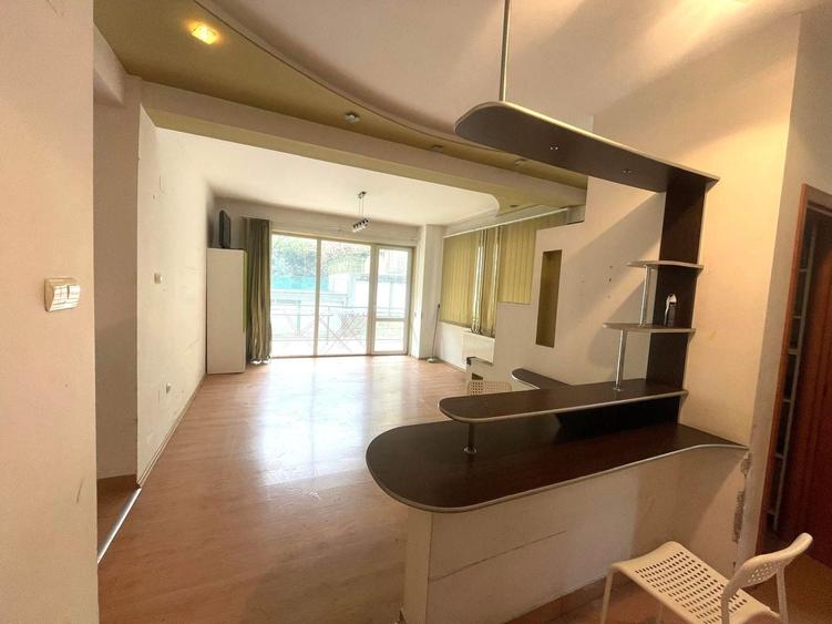 Apartament cu 2 camere decomandat în Andrei Mureșanu