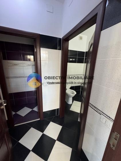 Hotel/Pensiune, de 700 mp, în Dobreni