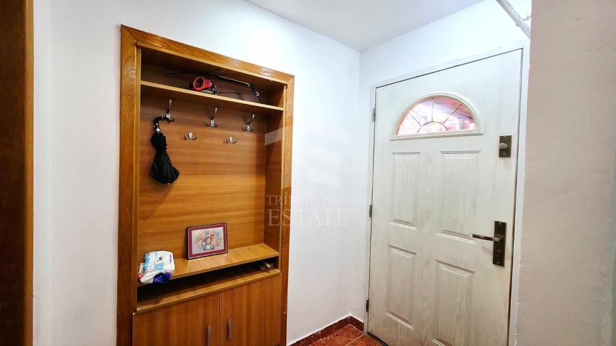 Casă individuală cu 4 camere cu Canalizare în Rahova