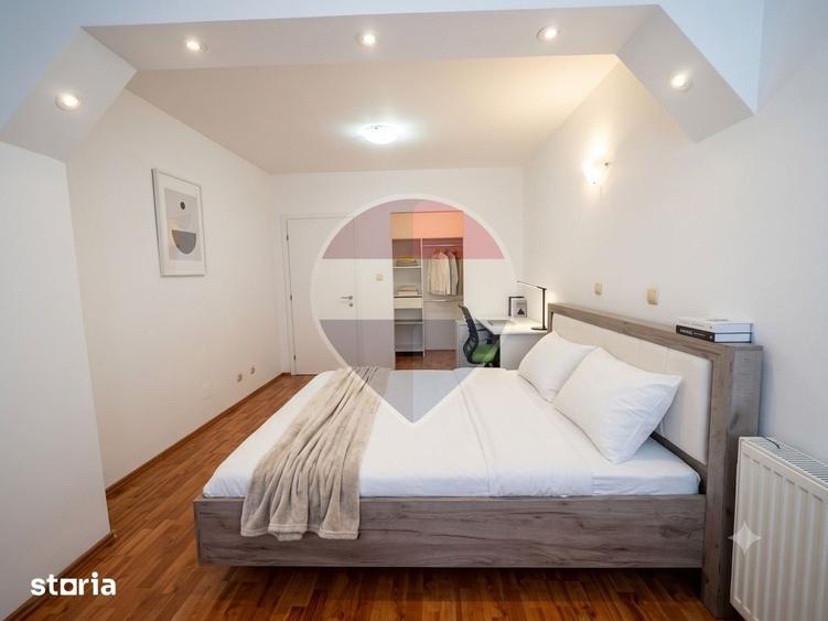 Casă cu 5 camere cu Teren 279 Mp în Central