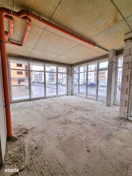 Spațiu comercial, de 80 mp, în Florești