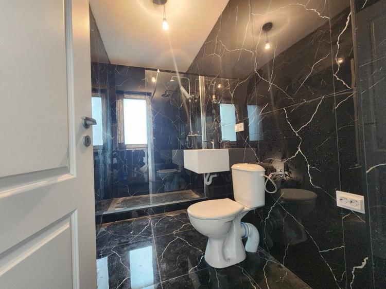 Duplex cu 4 camere cu Canalizare în Miroslava