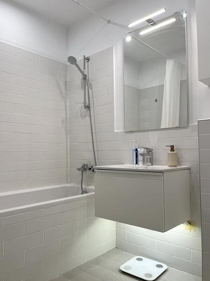 Apartament cu 2 camere decomandat, mobilat în P-ta Presei Libere