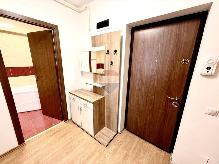 Garsonieră semidecomandată, mobilată în Plopilor