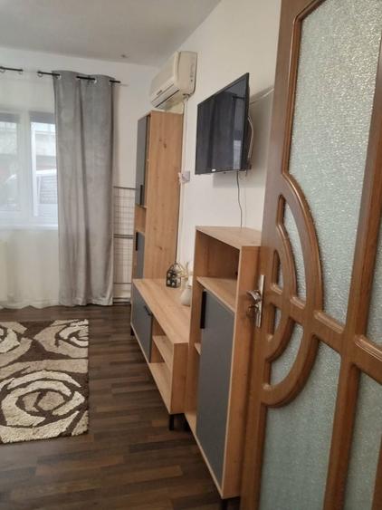 Garsonieră decomandată în Exterior Vest