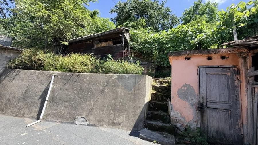 Casă cu 3 camere cu Teren 700 Mp în Vitrometan