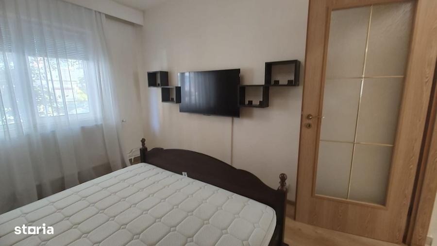 Apartament cu 3 camere decomandat în Ultracentral