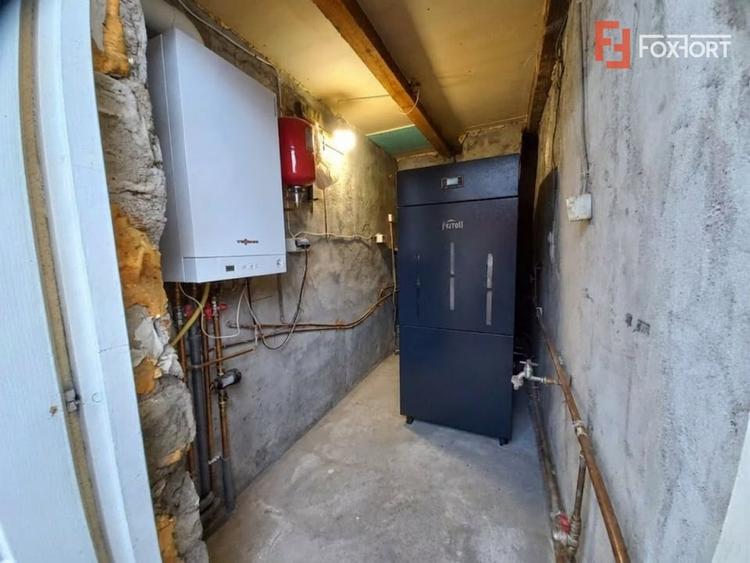 Casă individuală cu 5 camere cu Canalizare în Kuncz