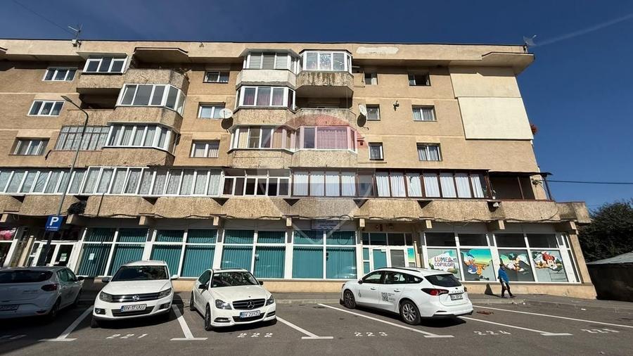 Garsonieră decomandată, mobilată în Central