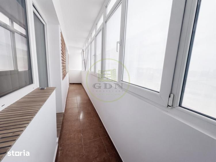 Apartament cu 3 camere semidecomandat în Crângași