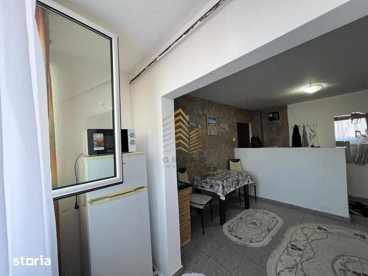Apartament cu 2 camere decomandat în Vest