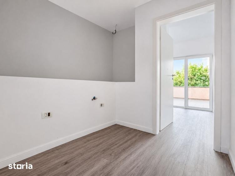 Casă cu 4 camere cu Teren 315 Mp în Ghiroda