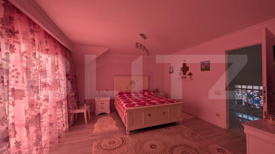 Casă individuală cu 5 camere cu Teren 3837 Mp în Dărmănești