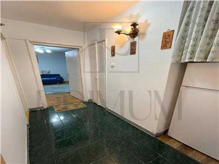 Apartament cu 2 camere decomandat, mobilat în Central