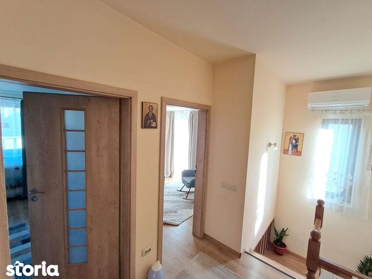 Casă cu 3 camere cu Canalizare în Apahida
