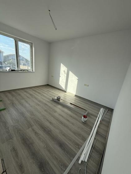 Casă cu 3 camere în Uliuc