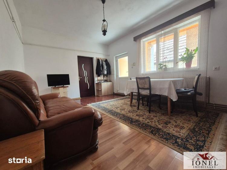 Casă cu 4 camere cu Teren 830 Mp în Central