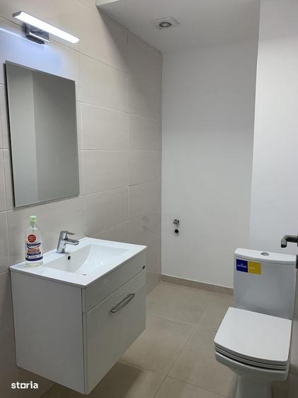 Apartament cu 3 camere, mobilat în Calea Călărașilor