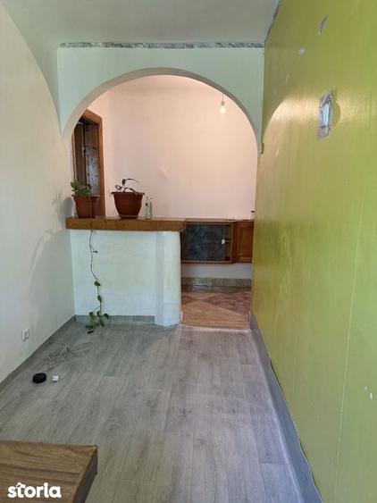 Brazda, etaj 1/4, pre? 65 000 u?or negociabil - 4