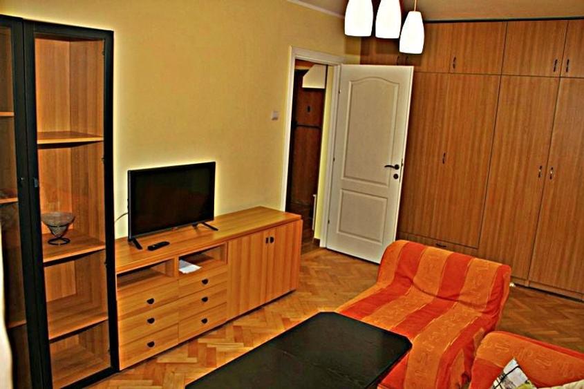 Apartament cu 2 camere semidecomandat, mobilat în Dorobanți