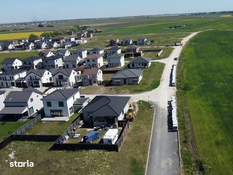 Teren de 475 mp, în Central