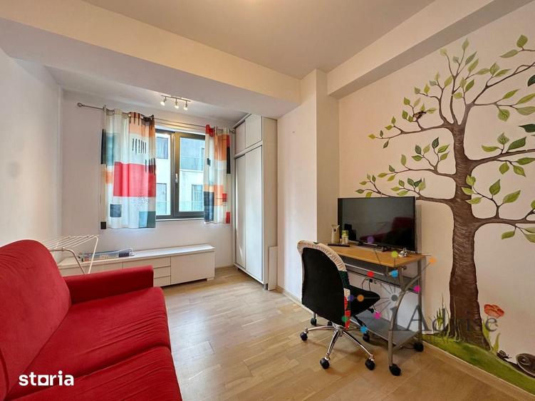 Apartament cu 3 camere decomandat, mobilat în Central