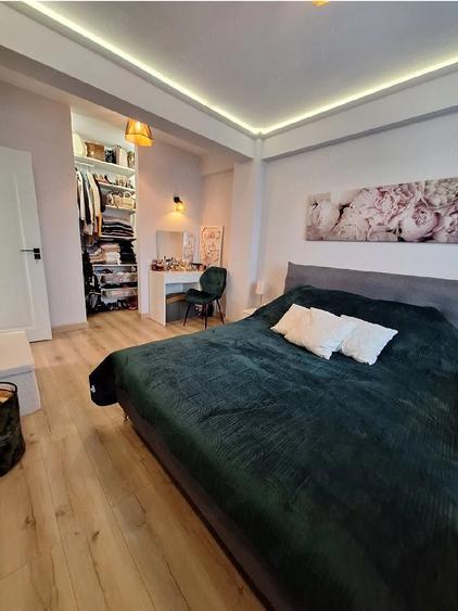 Apartament cu 2 camere semidecomandat în Florești