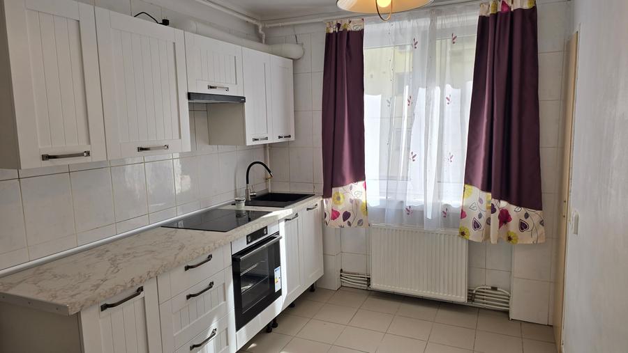Inchiriez apartament de 3 camere  Deva, Imp.Traian, etaj 2, PRIMA INCHIRIERE - 4