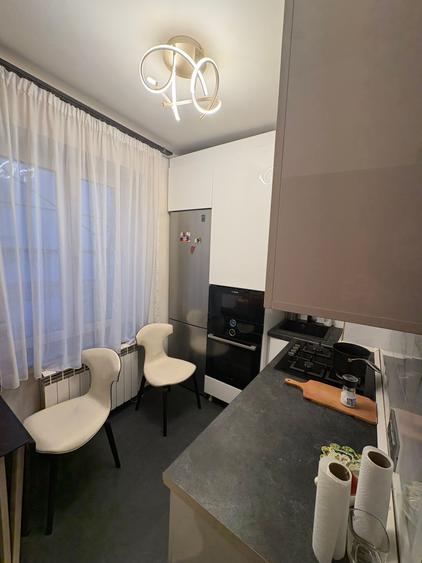 Apartament cu 2 camere decomandat în Floreasca