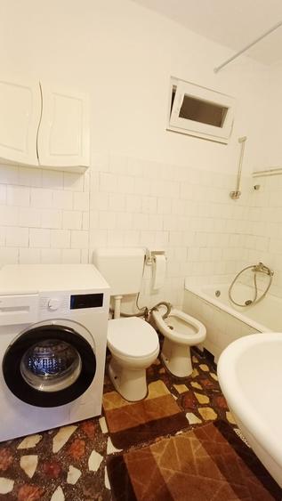 Apartament cu 2 camere semidecomandat în Schei