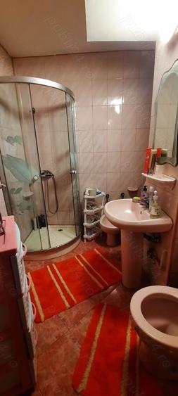 Apartament cu 3 camere în Corabia