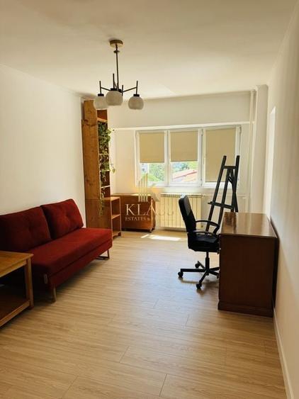 Apartament cu 3 camere decomandat, mobilat în Calea Călărașilor