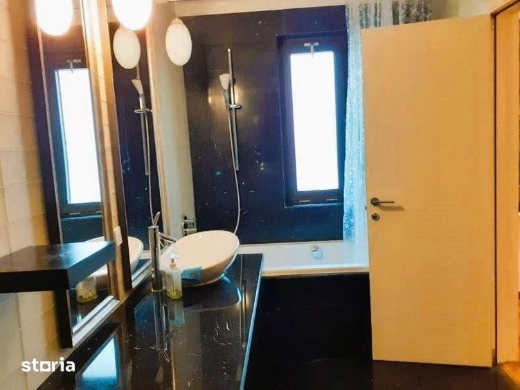 Apartament cu 3 camere decomandat, mobilat în Băneasa