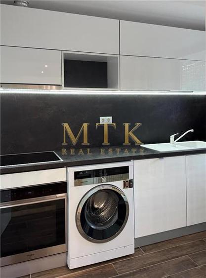Apartament cu 3 camere decomandat, mobilat în Arcul de Triumf