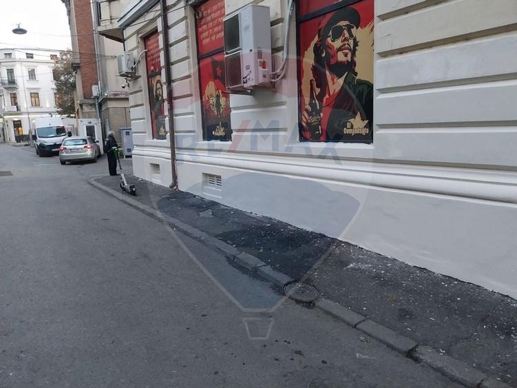 Spațiu comercial, de 100 mp, în Lipscani