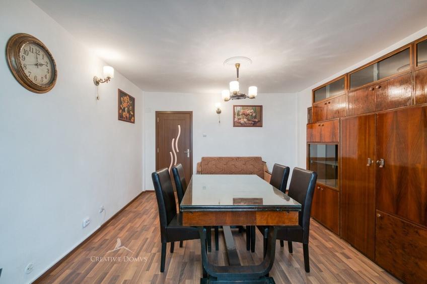 Apartament cu 3 camere decomandat, mobilat în Semicentral