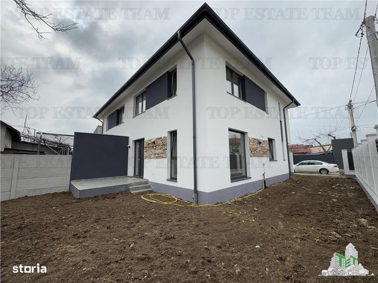 Casă cu 4 camere în Central