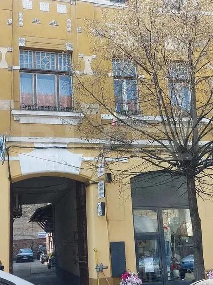 Apartament cu 3 camere decomandat în Ultracentral