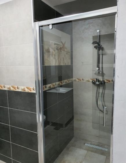 2 camere Mamaia, zona hotel Rex, 63mp utili total ,vedere frontala la mare - 6