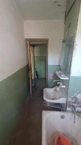 Apartament cu 2 camere nedecomandat în Central