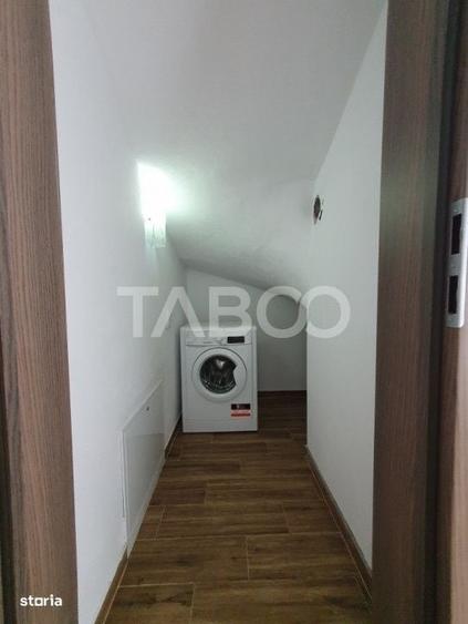 Casă cu 4 camere în Tineretului